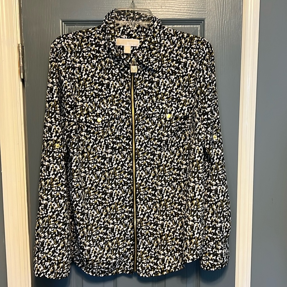 Womans Michael Kors light weight jacket. Size Lg